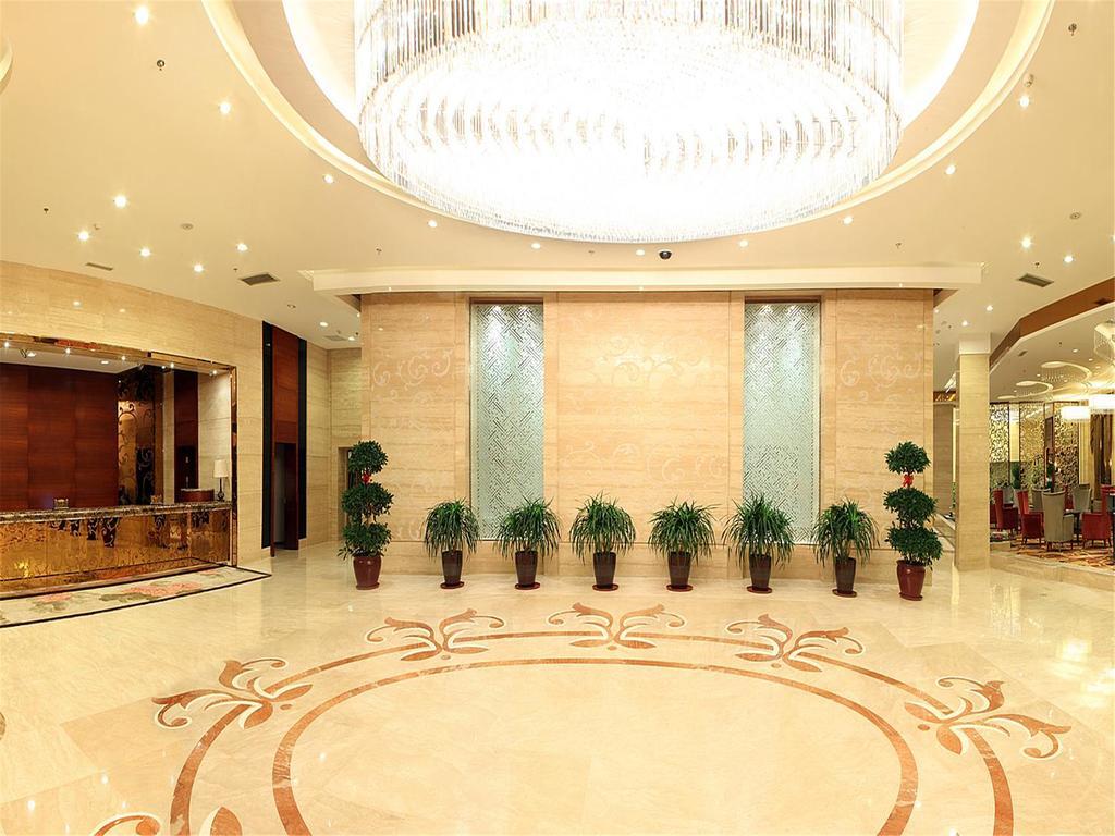 Dalian Furong International Hotel Екстериор снимка