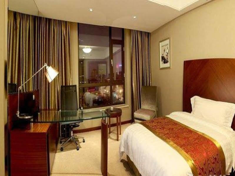 Dalian Furong International Hotel Екстериор снимка