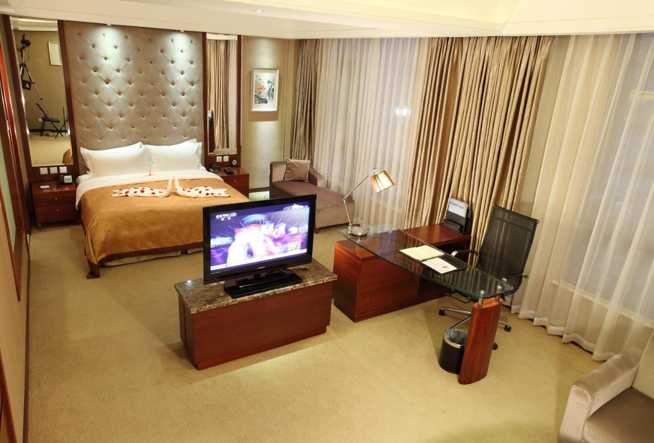 Dalian Furong International Hotel Екстериор снимка