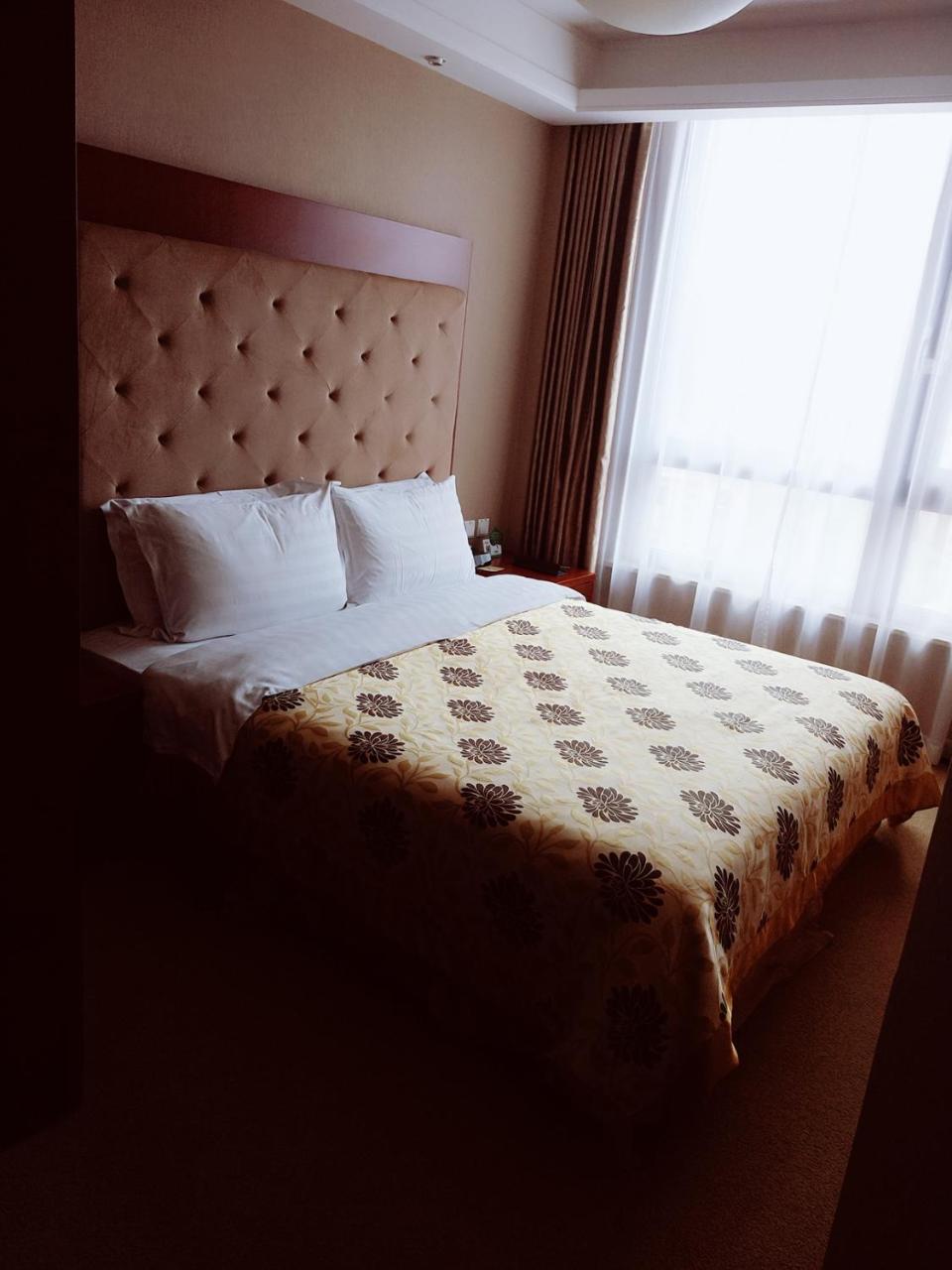 Dalian Furong International Hotel Екстериор снимка